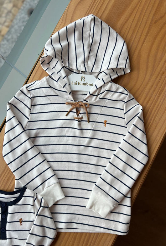 CAMISA BATA MANGA LONGA LISTRADA COM CAPUZ BORDADO