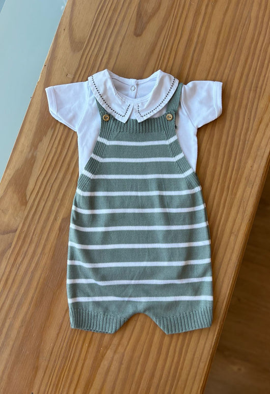 CONJUNTO BODY MANGA CURTA E JARDINEIRA LISTRAS TRICÔ PONTILHADO BORDADO MENINO LUI BAMBINI