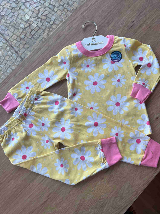 AMARELO