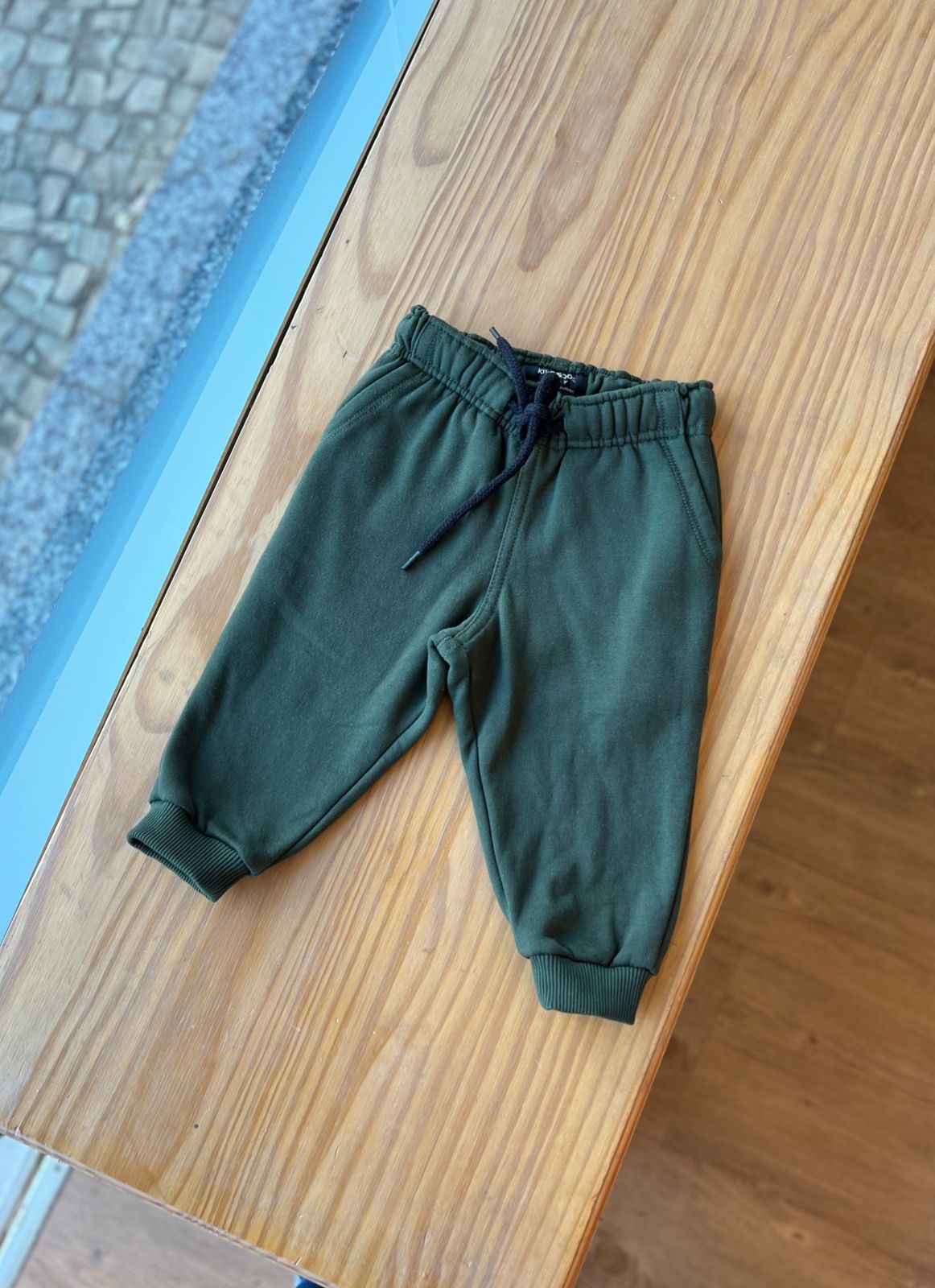 VERDE ESCURO