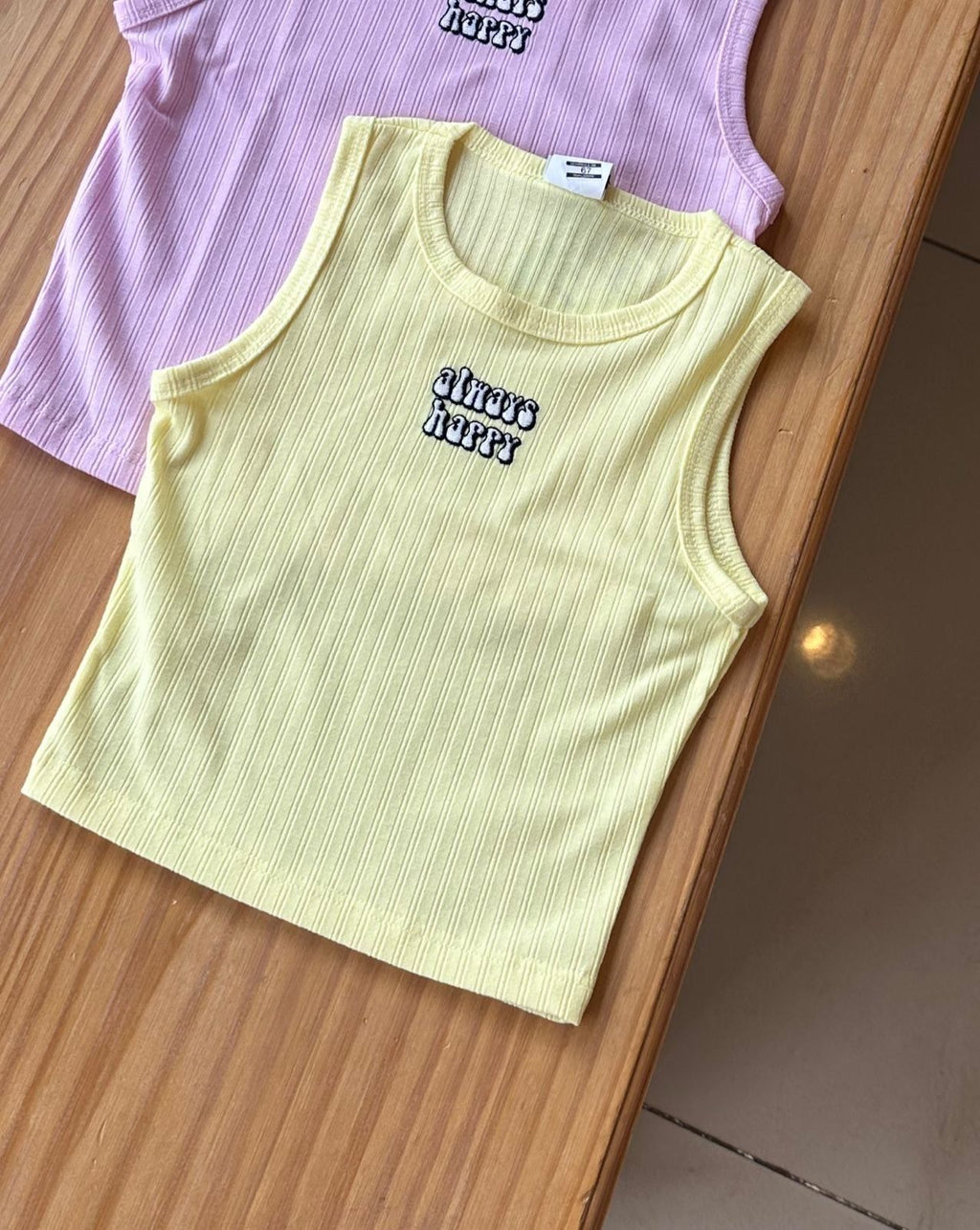 Amarelo