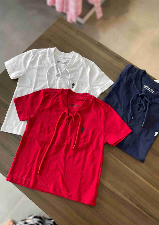 CAMISETA BATA MANGA CURTA MEIA MALHA COM AMARRACAO MENINO ONDA MARINHA 45PRO50+