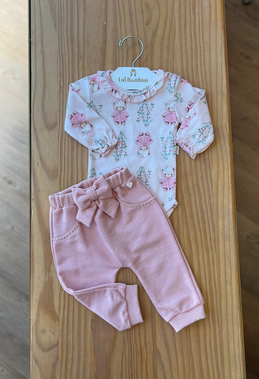 CONJUNTO BODY MANGA LONGA URSINHA FLORAL COM BABADOS E CALCA MOLETOM LACO PEROLAS MENINA ANJOS BABY PRO35