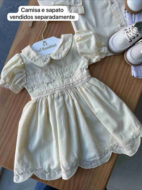 AMARELO