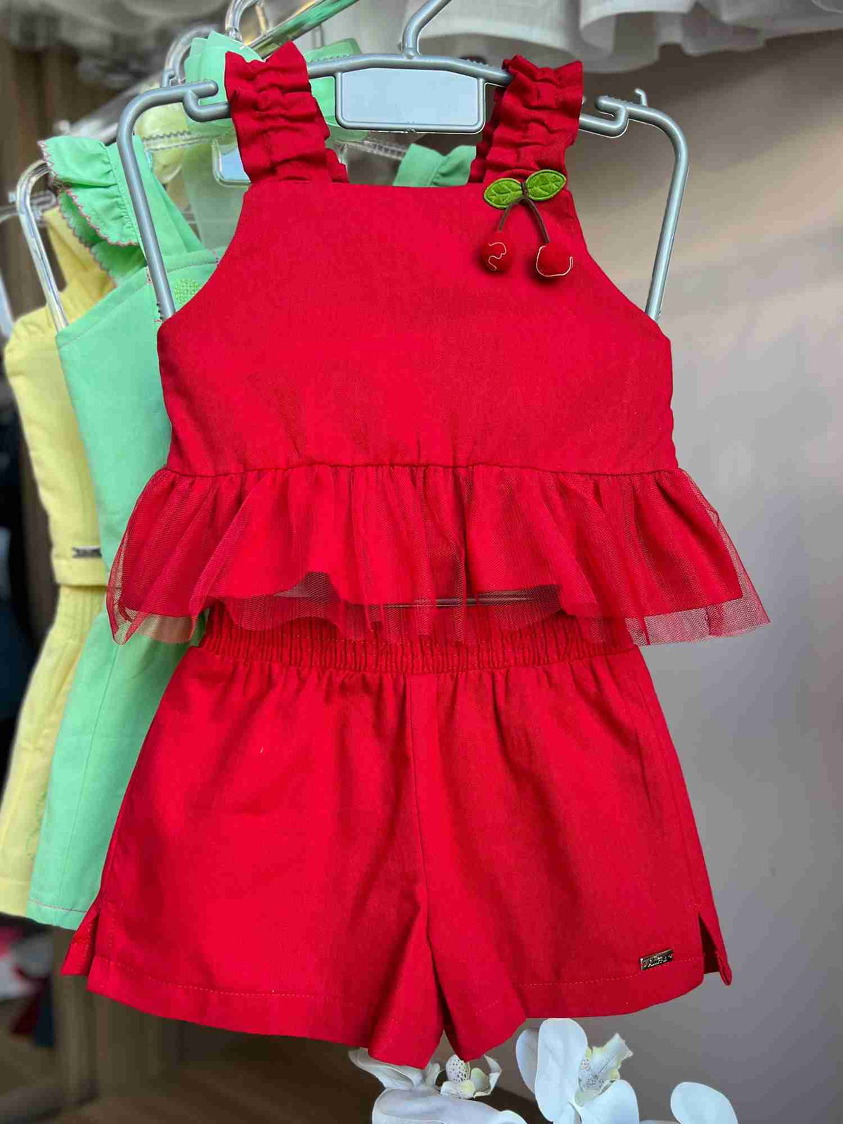 VERMELHO