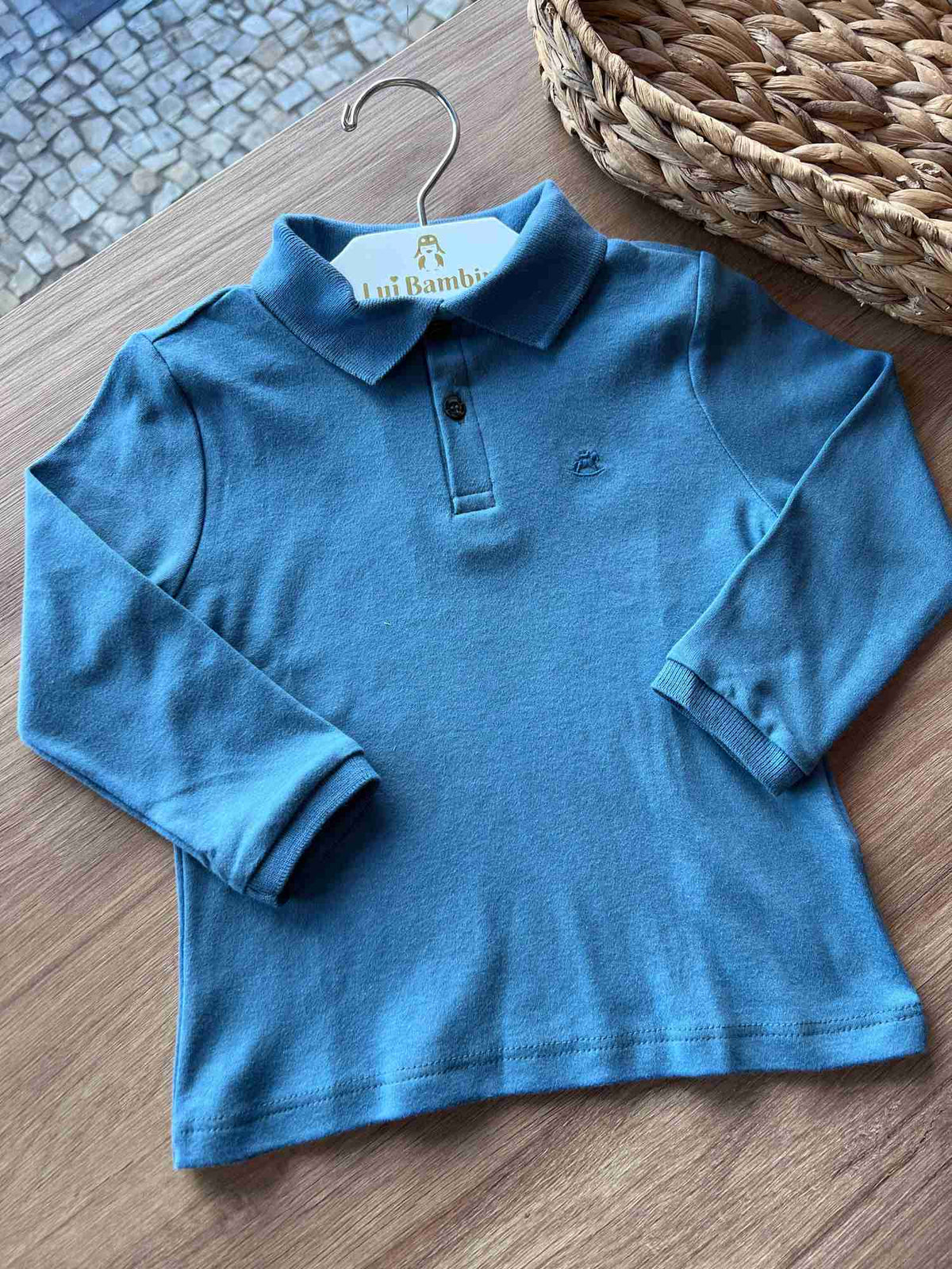 AZUL