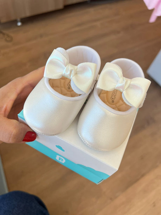 SAPATO FILO BATIZADO COM LAÇO E VELCRO MENINA PIMPOLHO