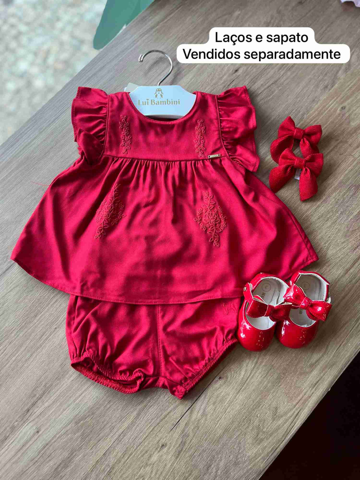 VERMELHO