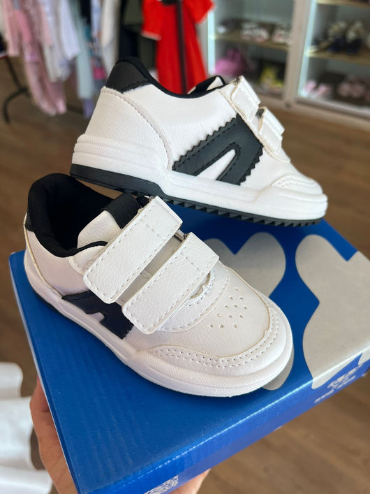 TÊNIS EASY COM DUPLO VELCRO E FAIXA LATERAL PRETO MENINO XUA XUA