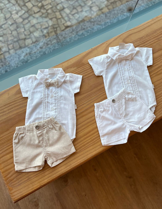 CONJUNTO BATIZADO BODY CAMISA MANGA CURTA LINHO COM GRAVATA E SHORT MENINO ANJOS BABY