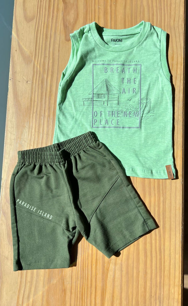 CONJUNTO CAMISETA REGATA COM ESCRITA EM RELEVO E BERMUDA MOLETINHO PARADISE ISLAND MENINO FAKINI