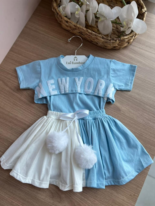 CONJUNTO BLUSA MANGA CURTA CROPPED BLUSA REGATA NEW YORK E SHORT SAIA POMPOM MENINA LUI BAMBINI