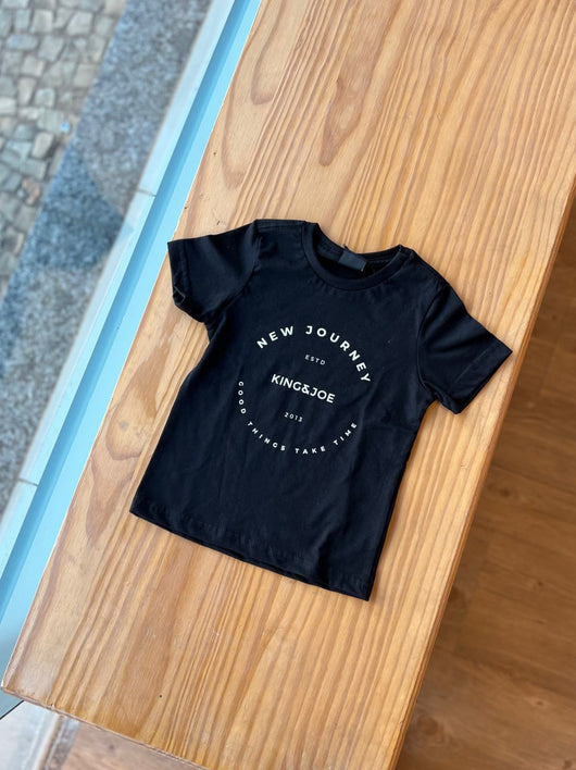CAMISETA MANGA CURTA GOLA REDONDA NEW JOURNEY MENINO KING&JOE