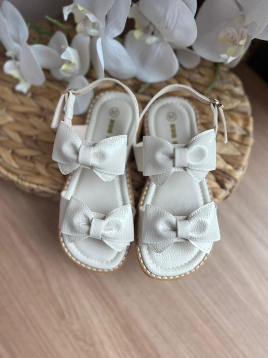 SANDÁLIA ALÇA LAÇO DUPLO FECHO FIVELA METÁLICO MENINA XUA XUA