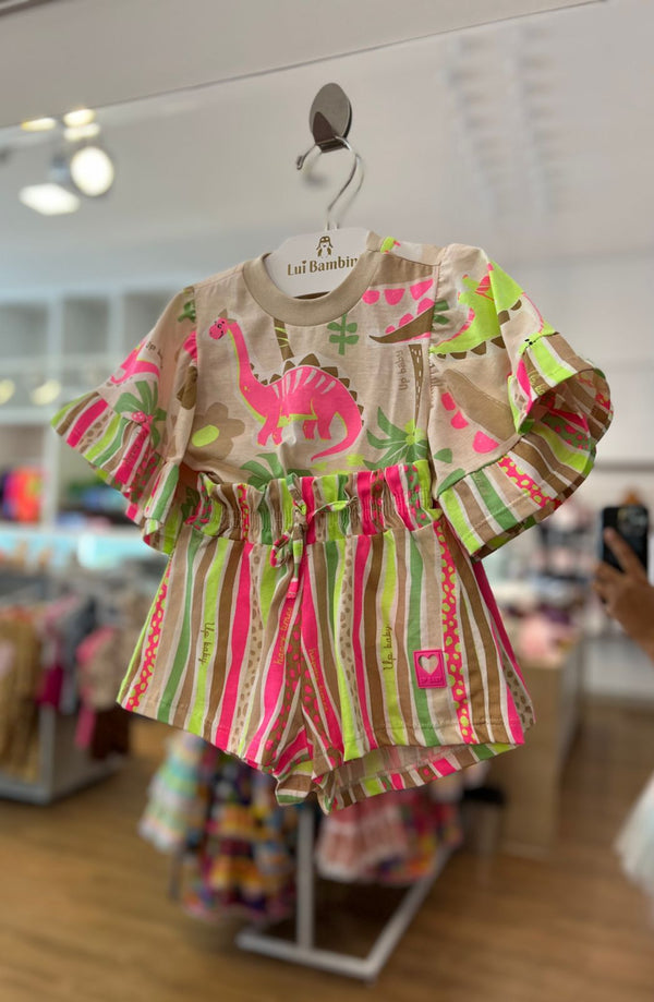 CONJUNTO BLUSA MANGA CURTA MUNDO DINO COM SHORT LISTRAS MENINA UP BABY