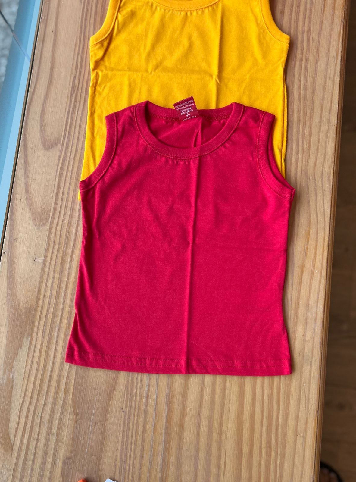 CAMISETA REGATA BASICA LISA MENINO KYLY