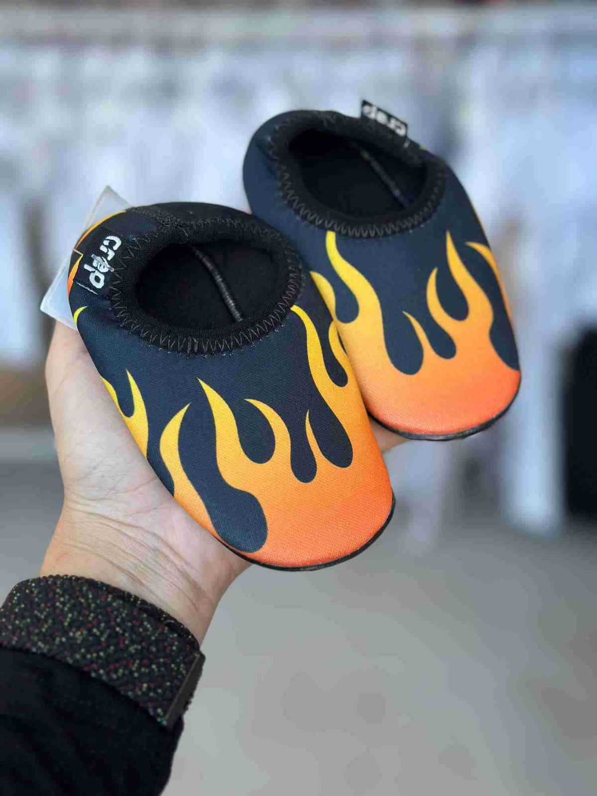 PRETO/LARANJA