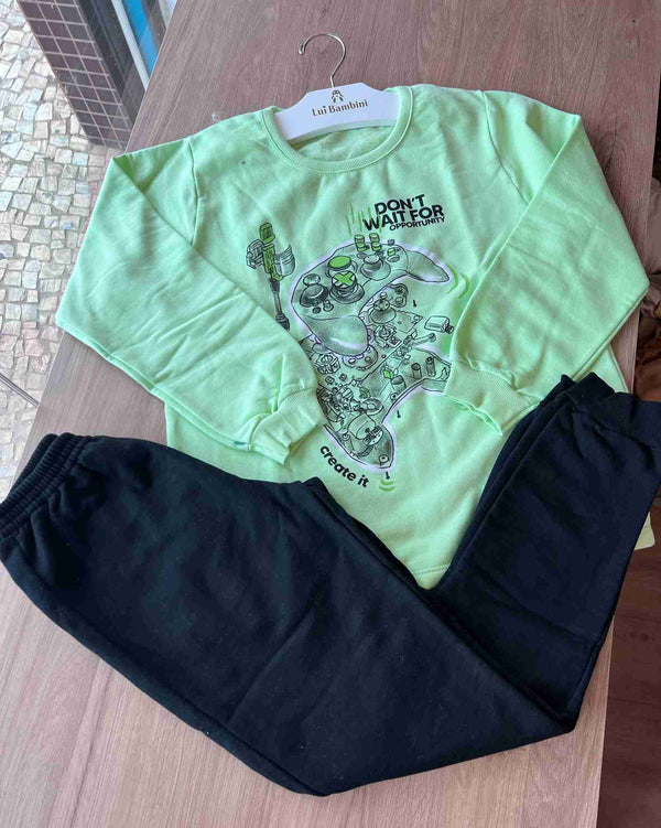 VERDE CLARO