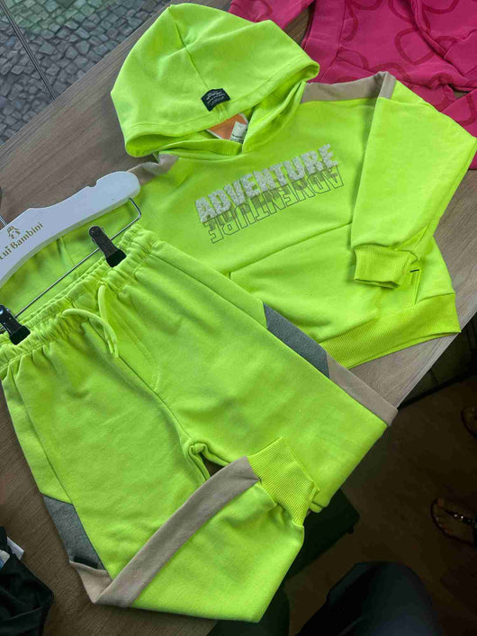 CONJUNTO MOLETOM MANGA LONGA CAPUZ ADVENTURE E BOLSO CANGURU CALÇA COM CORDÃO MENINO 1+1 PRO45