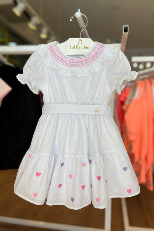 VESTIDO MANGA CURTA COM BABADOS CORACOES BORDADOS E CINTO MENINA PETIT CHERIE 45PRO50+