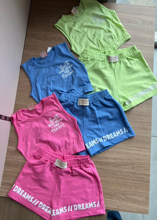 CONJUNTO BLUSA REGATA DONT QUIT YOUR DAY DREAM E SHORT MENINA HRRADINHOS