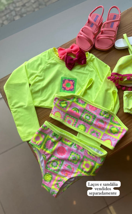 CONJUNTO BLUSA MANGA LONGA COM TOP E CALCINHA FLORAL PROTEÇÃO UV50+ MENINA FAKINI