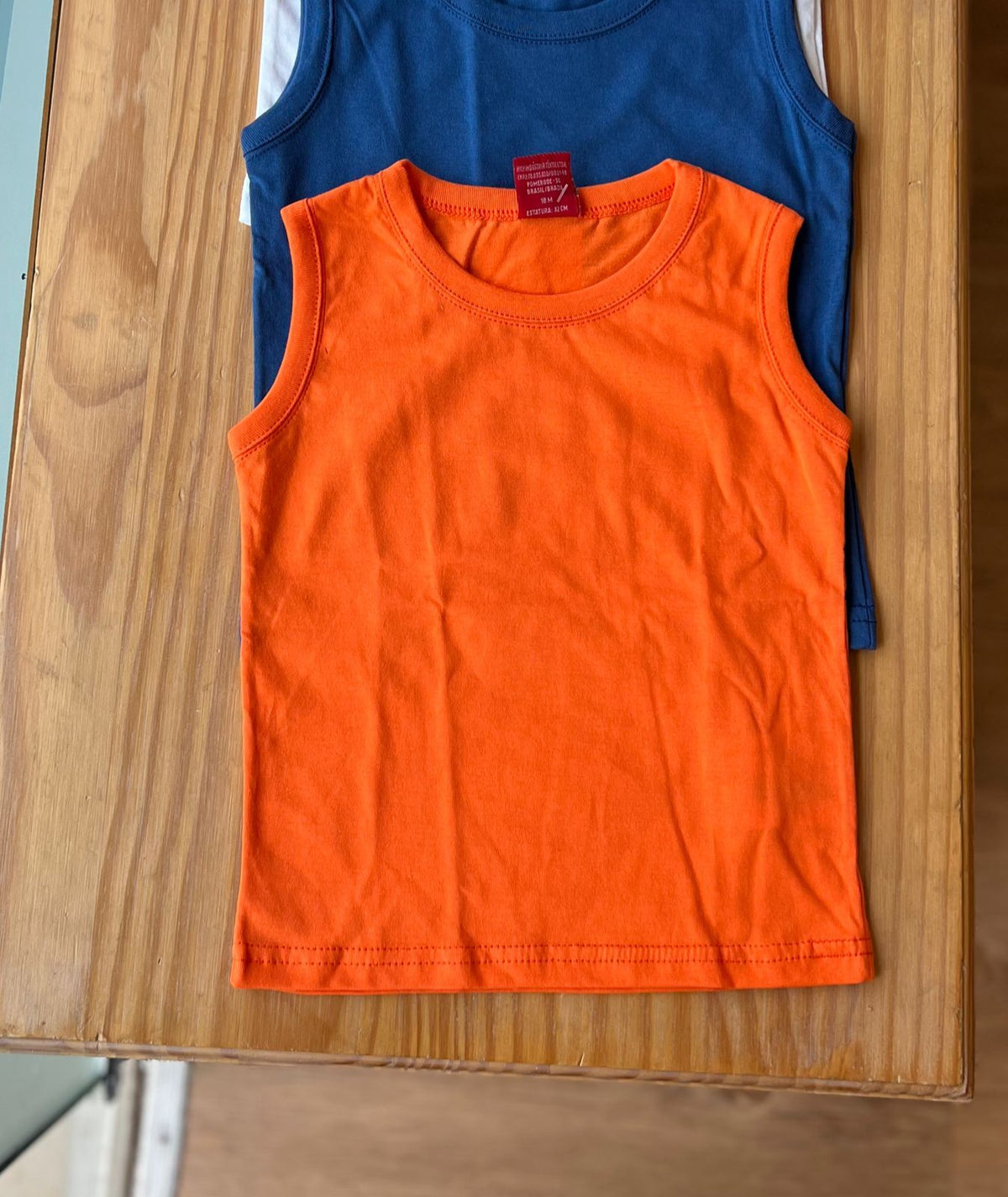 CAMISETA REGATA BASICA LISA MENINO KYLY