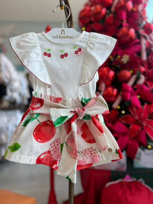 CONJUNTO BLUSA MANGA CURTA CEREJA STRASS E SHORT CEREJAS MENINA UP BABY