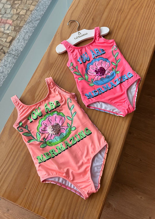 MAIÔ COM ALÇA CONCHA CORAÇÃO PAETES YOU ARE MERMAZING MENINA FAKINI