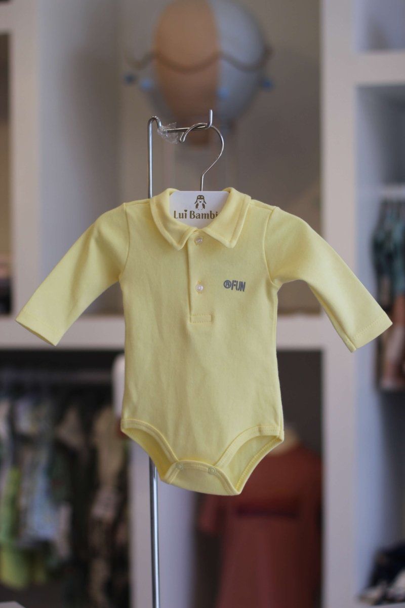 Amarelo