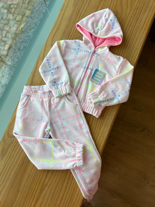 CONJUNTO CASACO MOLETOM CAPUZ QUADRICULADO E CALCA FASHION MENINA CATAVENTO 30PRO50