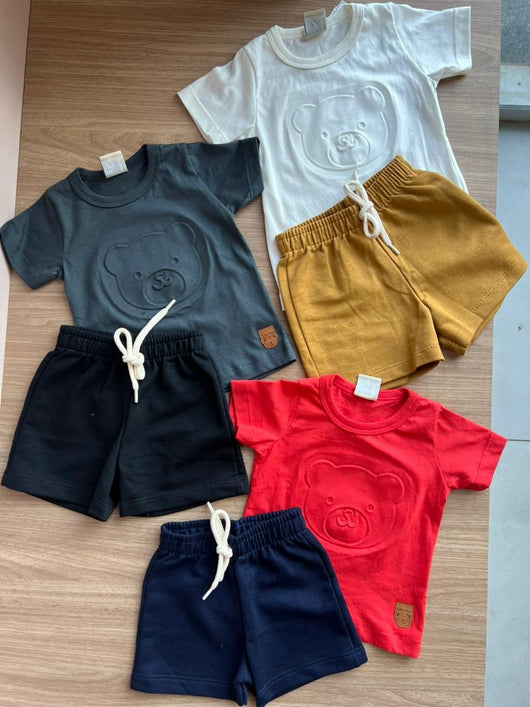 CONJUNTO CAMISETA MANGA CURTA URSO RELEVO E BERMUDA MENINO HRRADINHOS