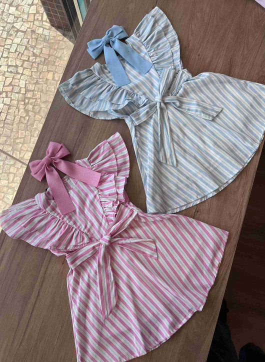 VESTIDO MANGA CURTA TRICOLINE LISTRAS E BABADO MENINA CHARPEY