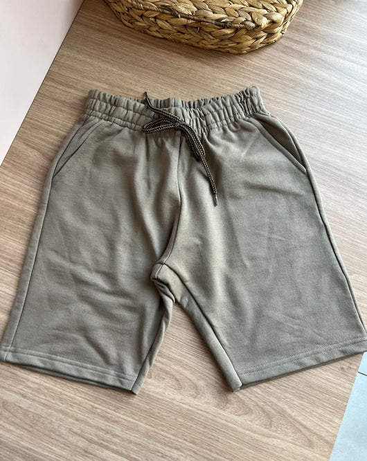 BERMUDA COM BOLSO ELÁSTICO E CORDÃO TRANÇADO MENINO PULLA BULLA