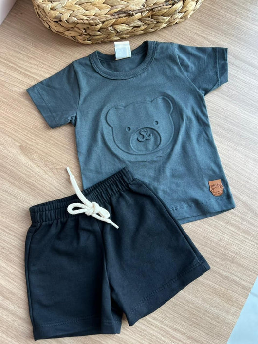 CONJUNTO CAMISETA MANGA CURTA URSO RELEVO E BERMUDA MENINO HRRADINHOS