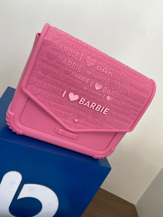 BOTA COM ELASTICO LATERAL E BOLSA I LOVE BARBIE MENINA GRENDENE 45PRO50