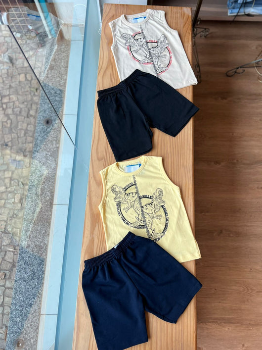 CONJUNTO CAMISETA REGATA T-REX EM AÇÃO E BERMUDA MOLETOM MENINO FAKINI