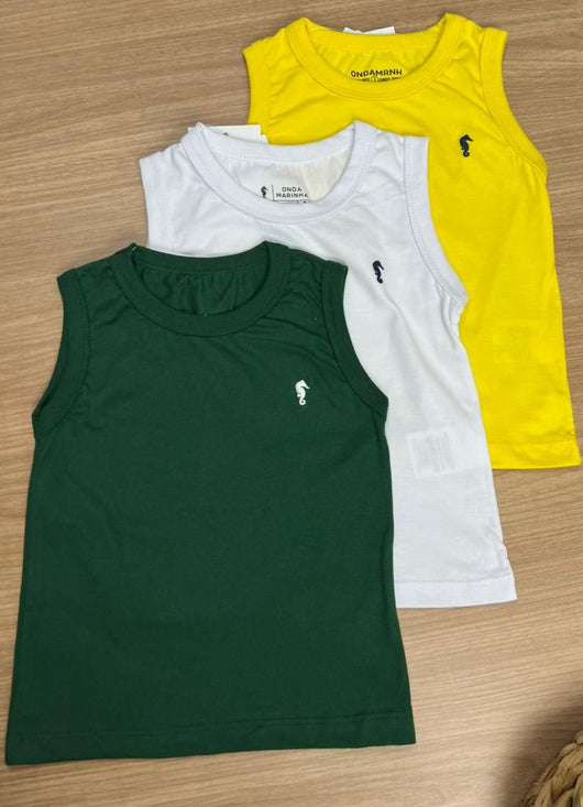 CAMISETA REGATA EM MEIA MALHA LISA COM BORDADO MENINO ONDA MARINHA