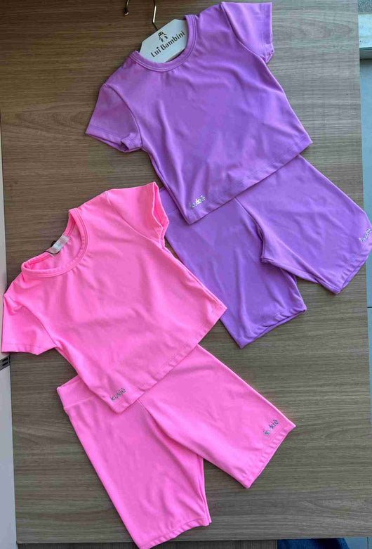 CONJUNTO BLUSA MANGA CURTA POLIAMIDA LISA BÁSICA E SHORT CICLISTA MENINA KUKIÊ