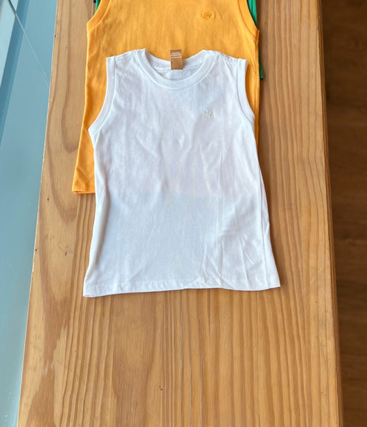 CAMISETA REGATA MEIA MALHA COM BORDADO MENINO UP BABY