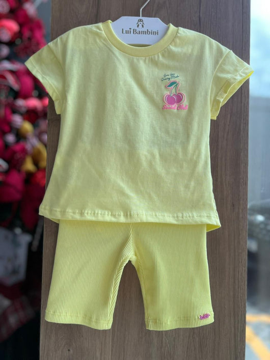 CONJUNTO BLUSA MANGA CURTA SOCIAL CLUB CEREJA E SHORT CANELADO CICLISTA MENINA KUKIÊ