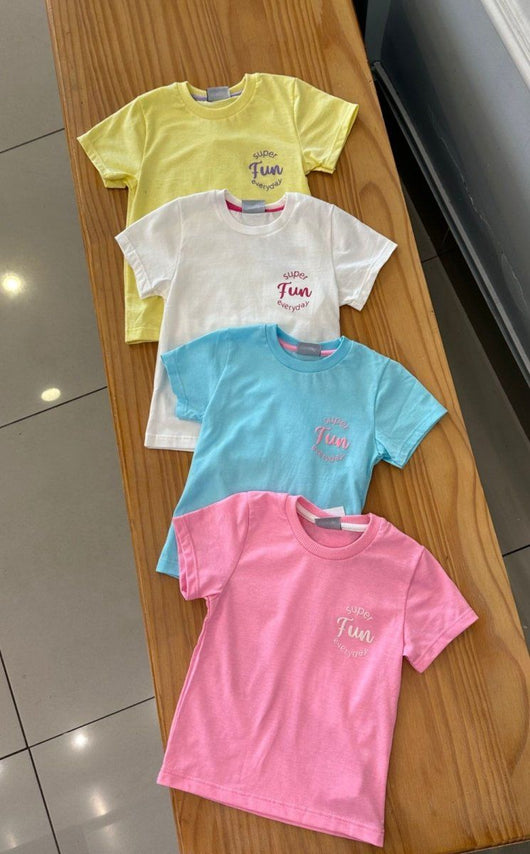 BLUSA MANGA CURTA EM MALHA SUPER FUN EVERYDAY MENINA CATAVENTO