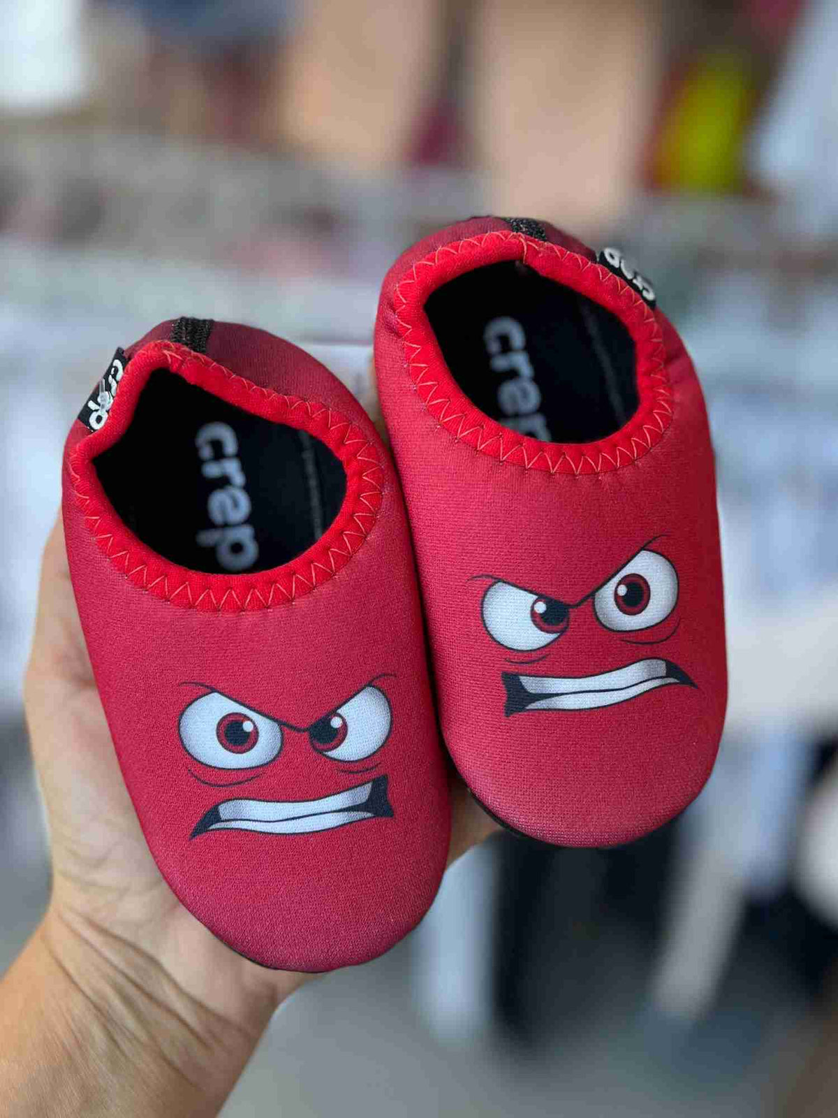 VERMELHO