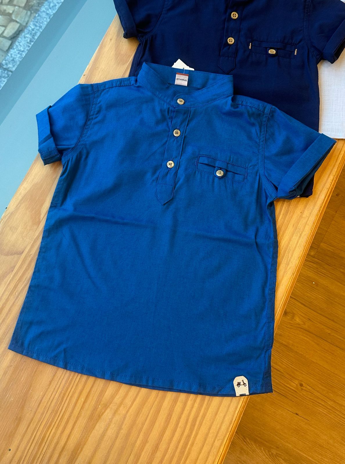 Azul