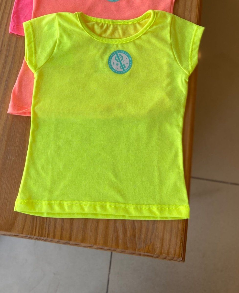 Amarelo