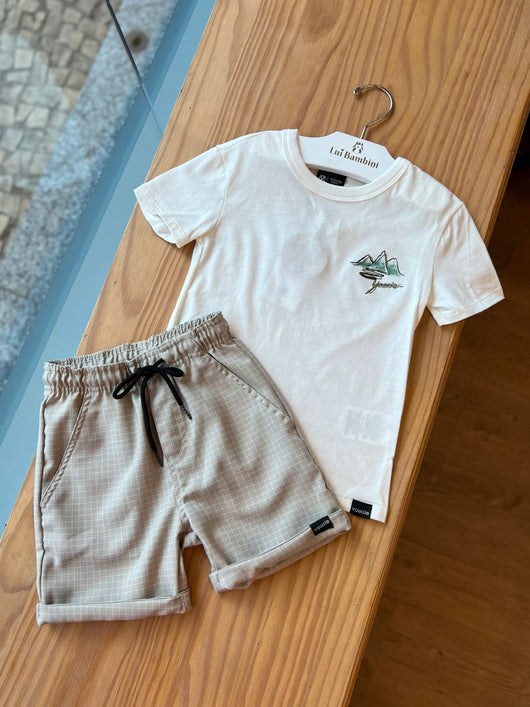 CONJUNTO CAMISETA MANGA CURTA MONTANHAS E BERMUDA QUADRICULADA E CADARÇO MENINO YOUCCIE PRO30