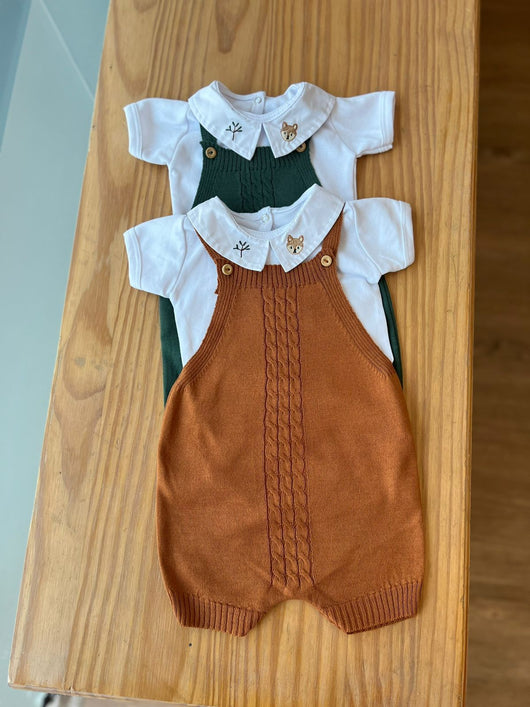 CONJUNTO BODY MANGA CURTA E JARDINEIRA TRICÔ RAPOSA ÁRVORE TRANÇADOS BORDADOS MENINO LUI BAMBINI