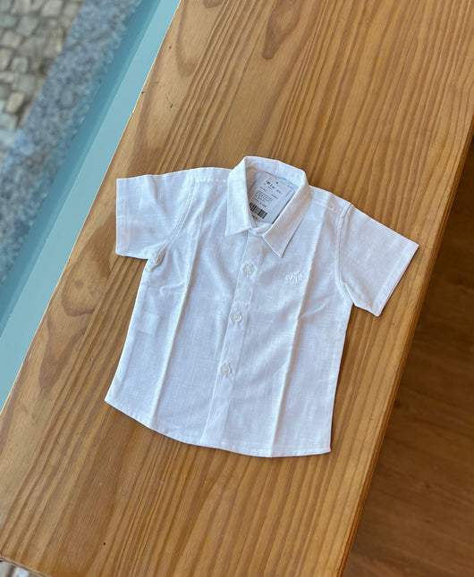 CAMISA MANGA CURTA BATIZADO SOCIAL COM BOTÕES E BORDADO MENINO POLO INFANTI