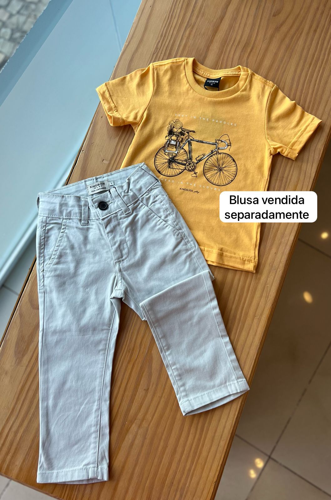 CALÇA EM SARJA BOLSO FACA COM AJUSTE INTERNO PLAY SLIM MENINO KING&JOE