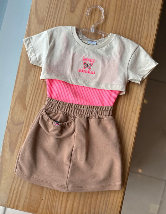 CONJUNTO BLUSA MANGA CURTA COM REGATA CANELADA E SHORT SAIA BORBOLETA MENINA FAKINI - CONJUNTO INFANTIL FEMININO - CONJUNTO MENINA - MENINA